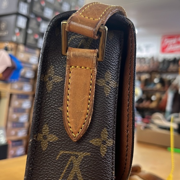 SOLD Louis Vuitton St Cloud - Picture 3 of 16